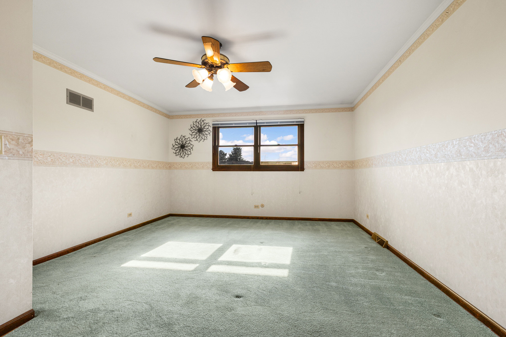53 James Drive Property Photo 14