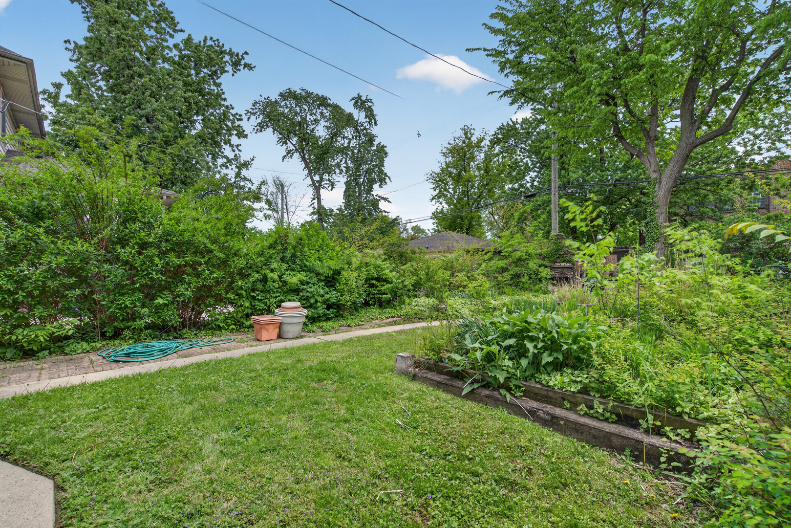 11427 S Longwood Drive Property Photo 3