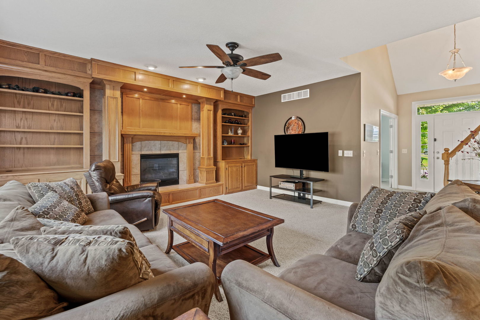 3212 Summertree Avenue Property Photo 13