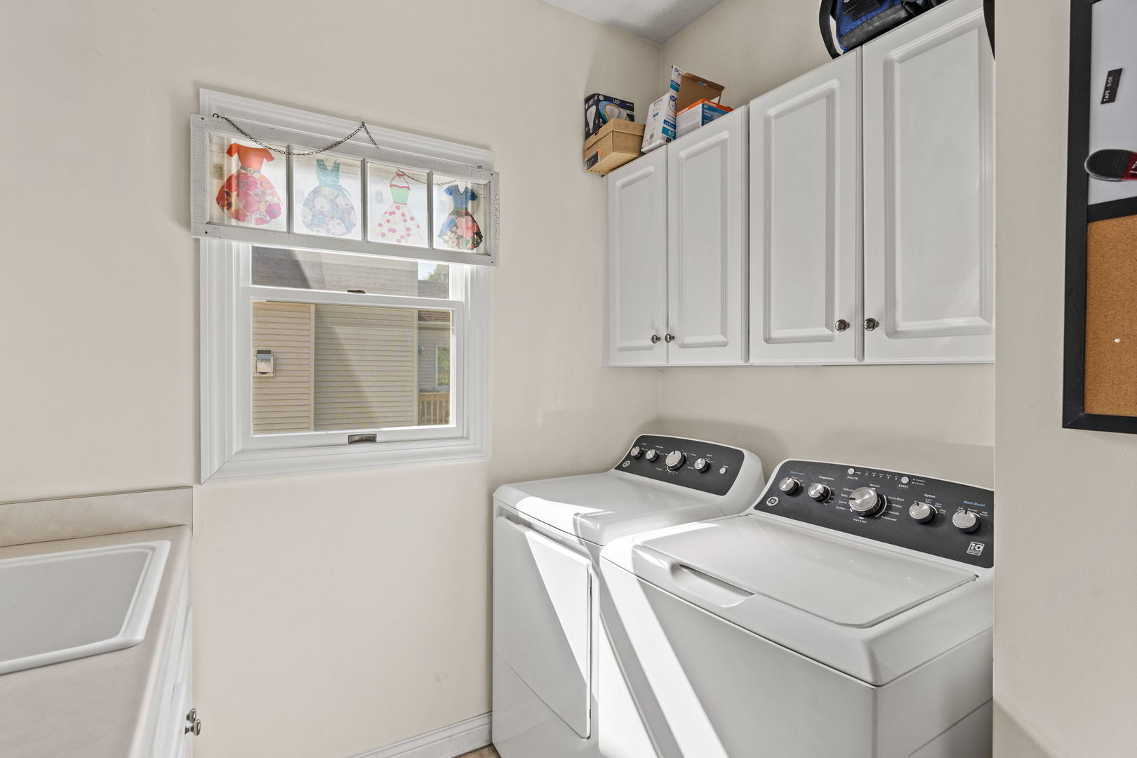 3212 Summertree Avenue Property Photo 22
