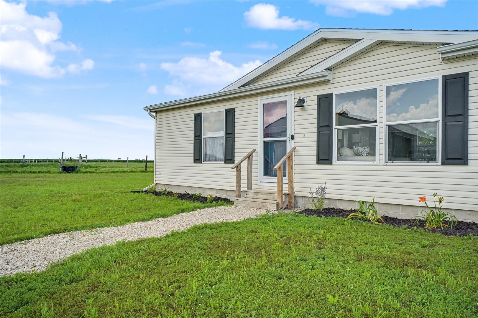 1936 County Road 1850 N Property Photo 55
