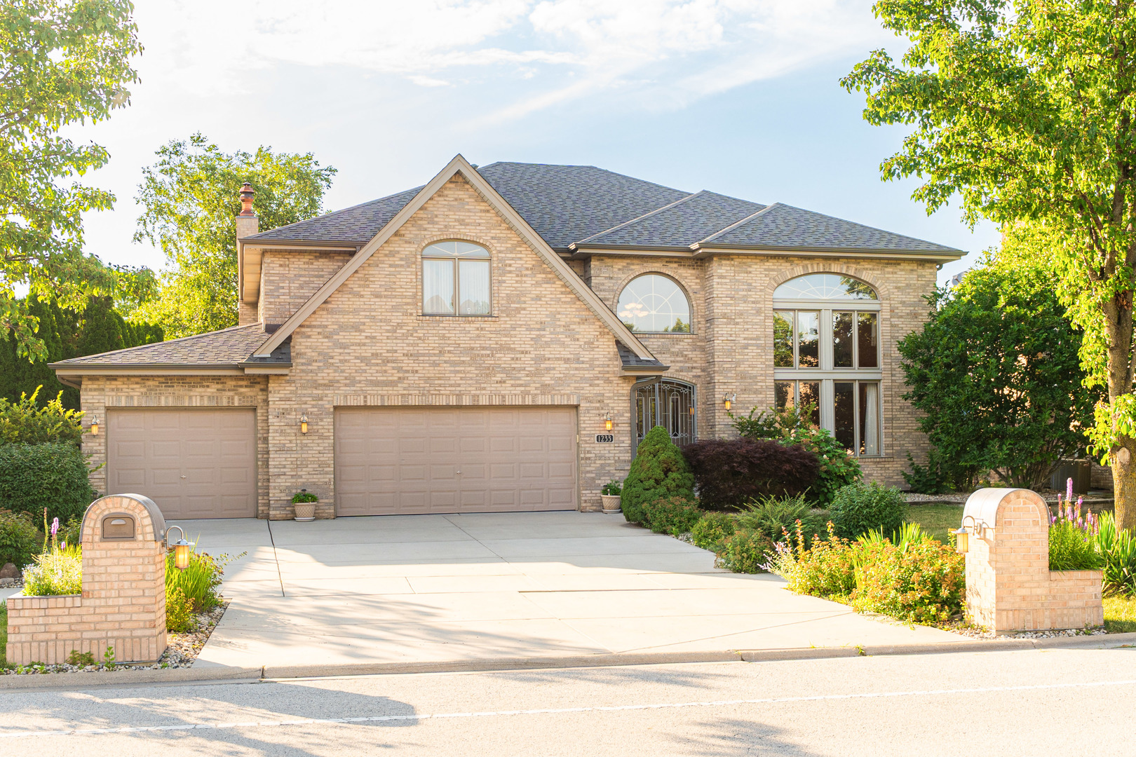 1233 Covington Drive