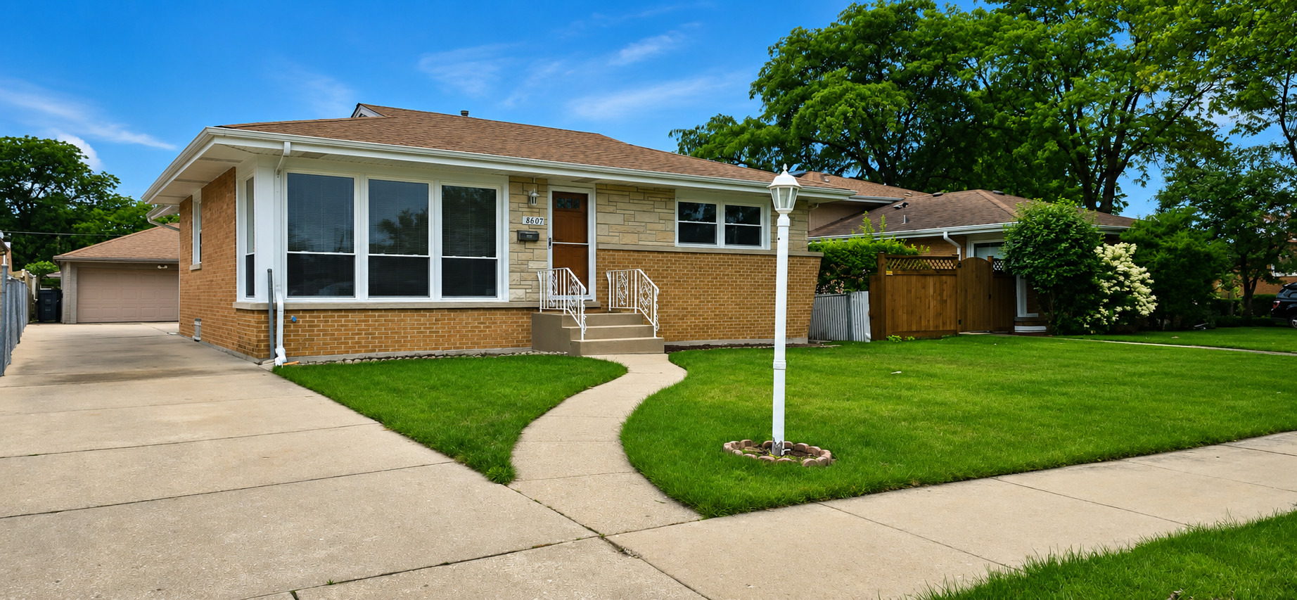 8607 N Osceola Avenue Property Photo 1