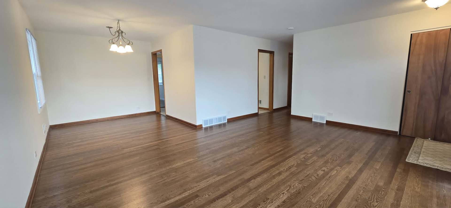 8607 N Osceola Avenue Property Photo 4