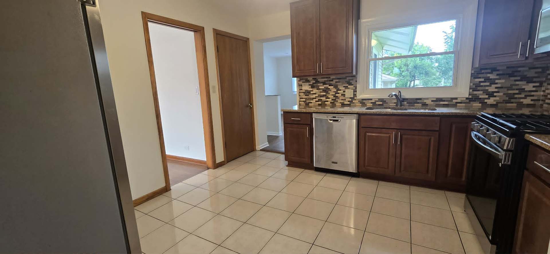 8607 N Osceola Avenue Property Photo 7
