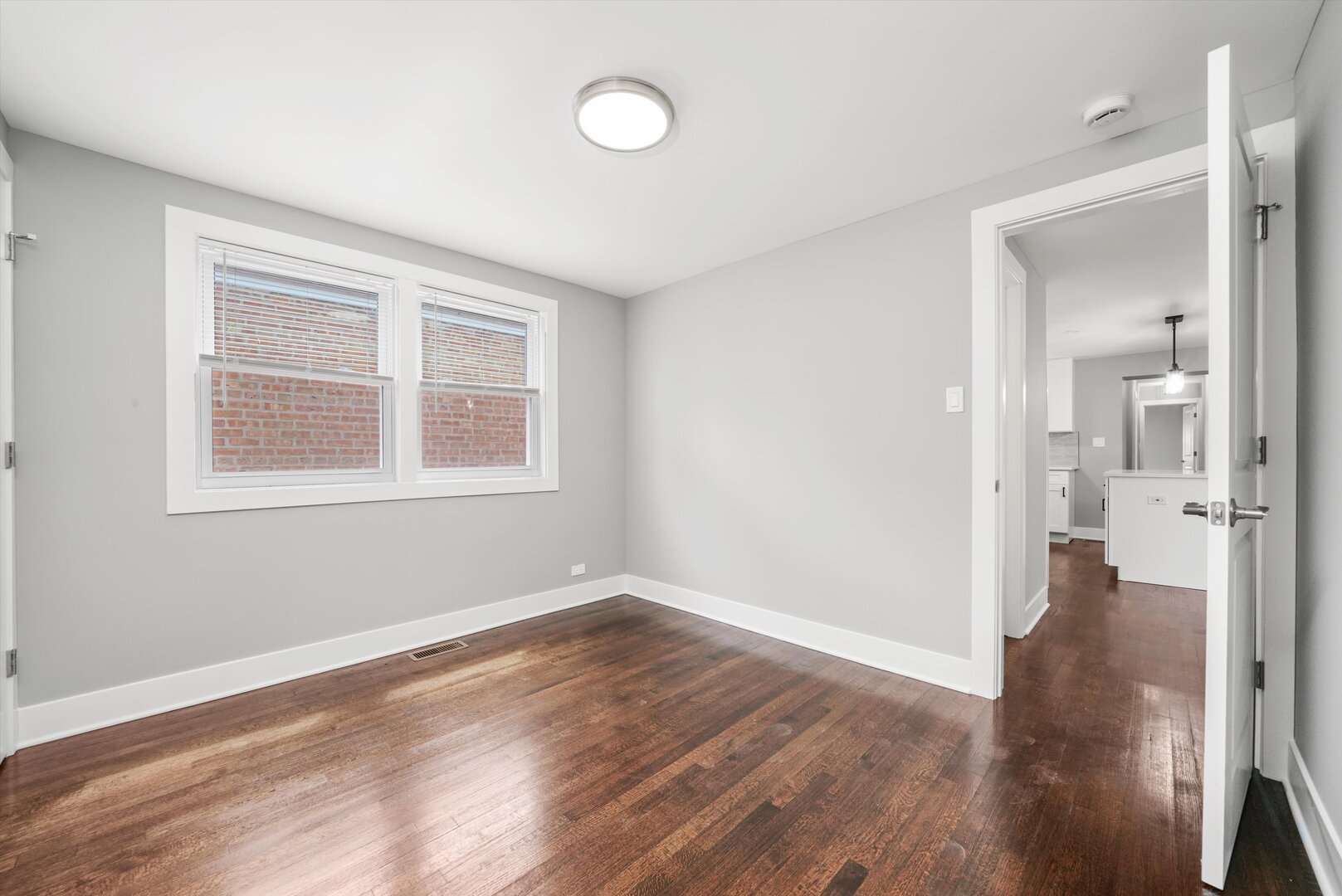 819 E 98th Place Property Photo 37