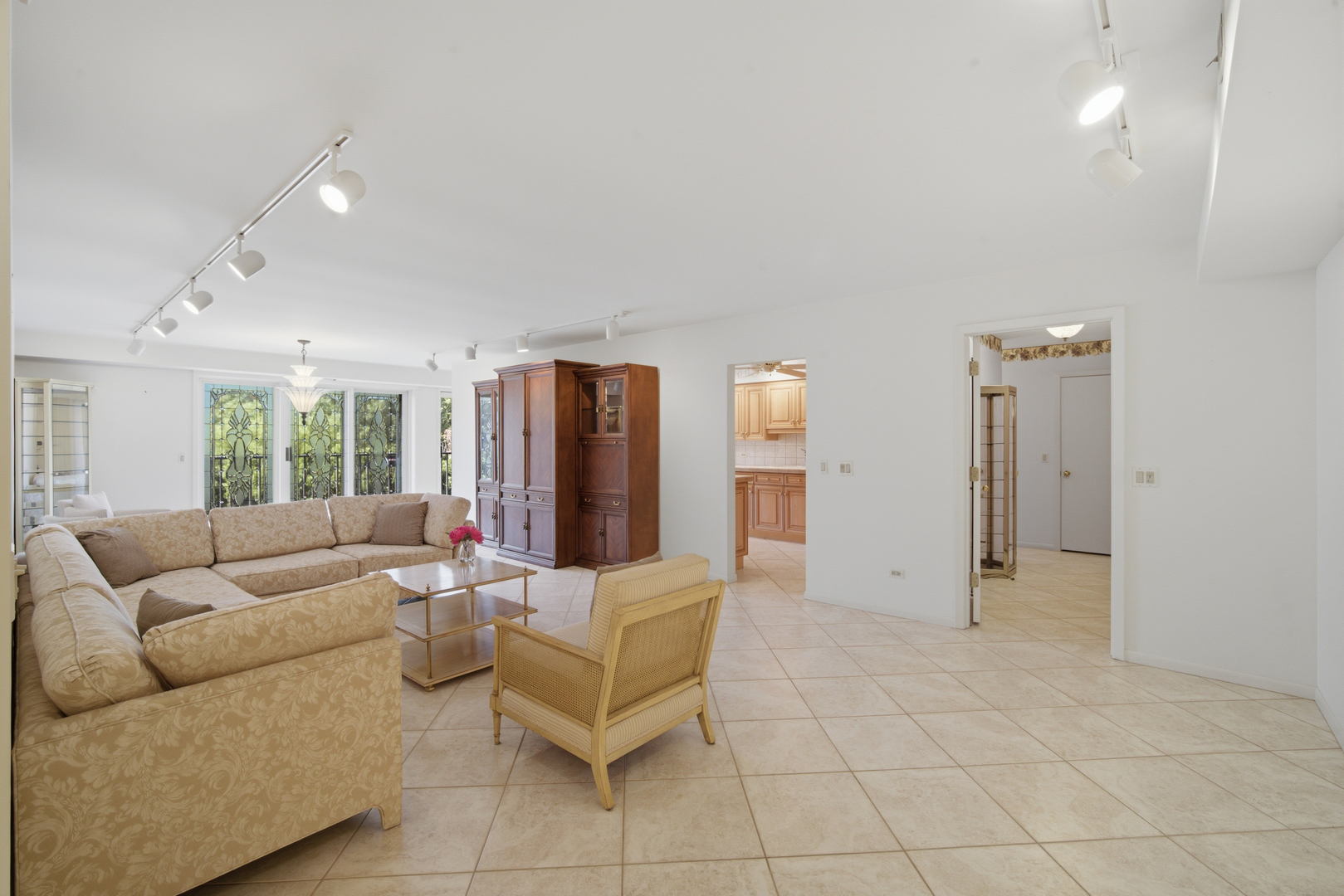 1534 Mcdaniels Avenue 3e Property Photo 4
