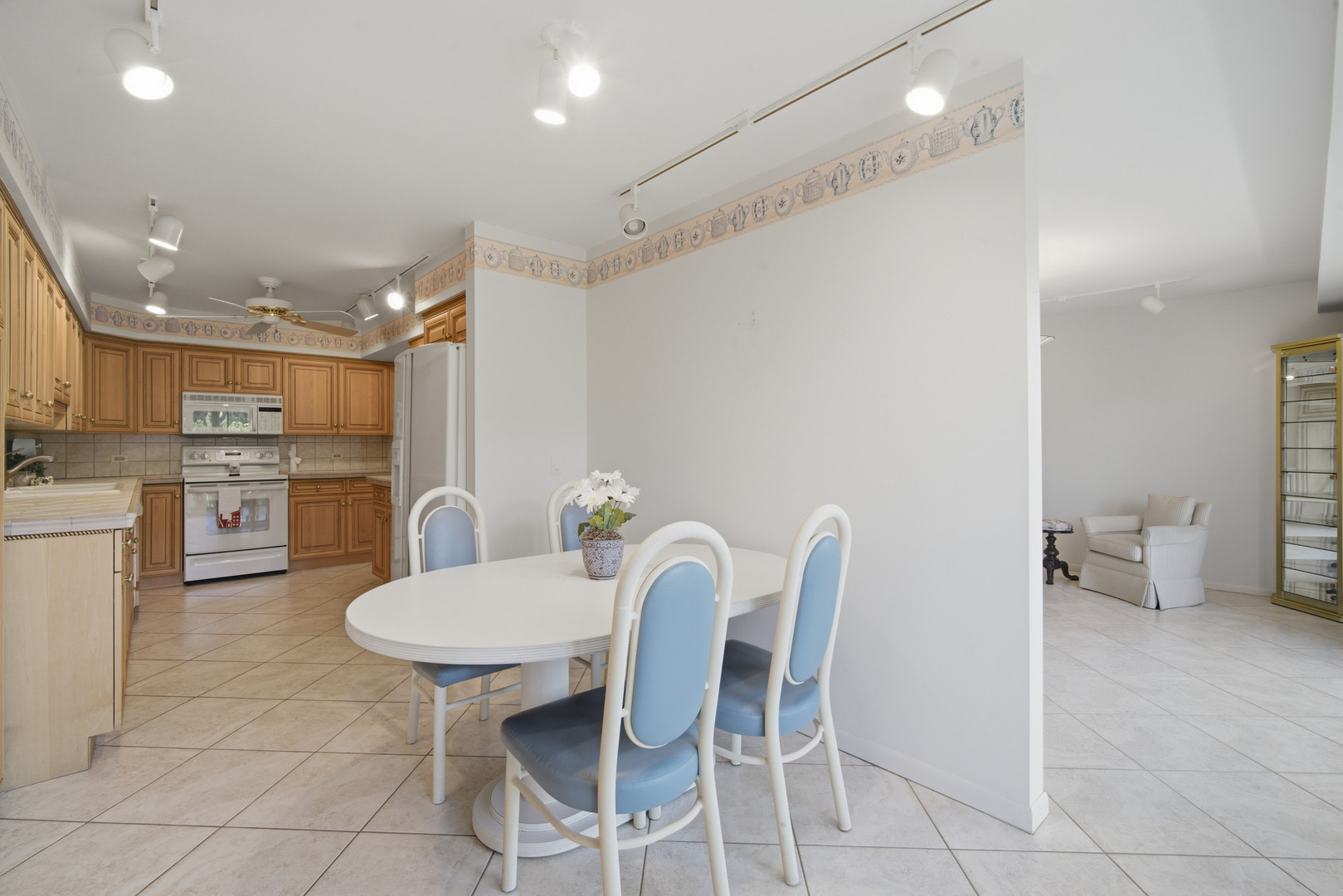 1534 Mcdaniels Avenue 3e Property Photo 8