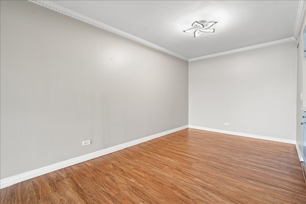 5300 Carriageway Drive 207 Property Photo 13