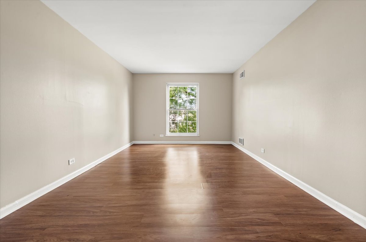 5300 Carriageway Drive 207 Property Photo 23