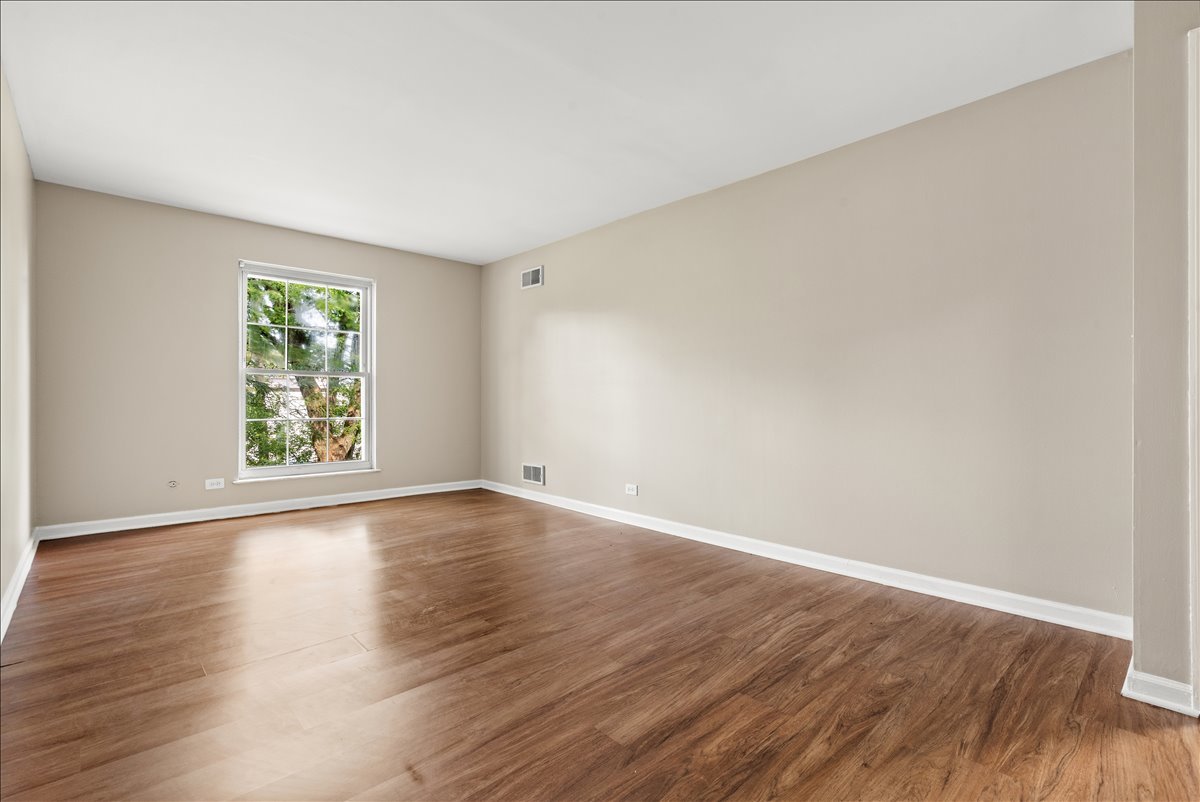 5300 Carriageway Drive 207 Property Photo 24