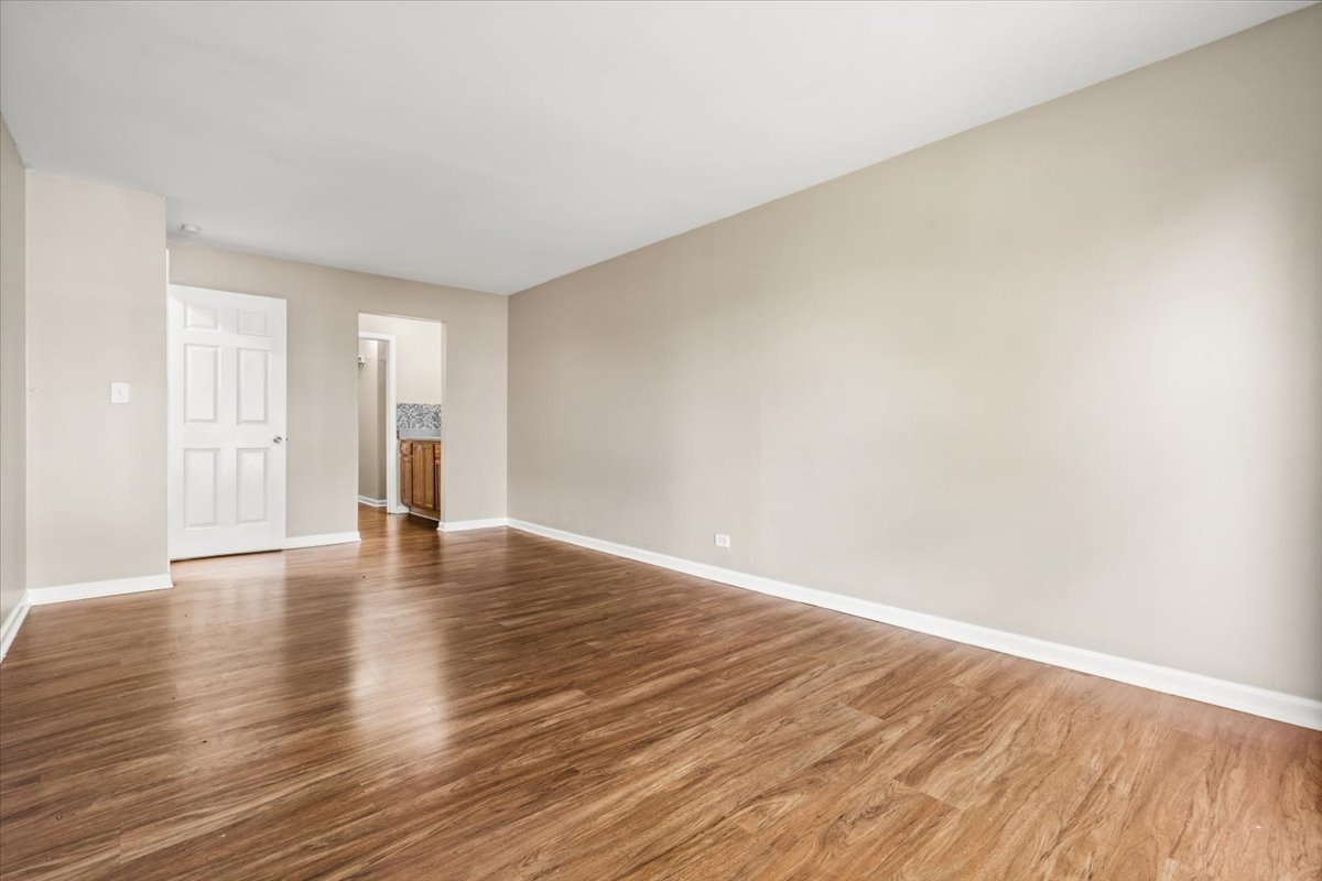 5300 Carriageway Drive 207 Property Photo 26