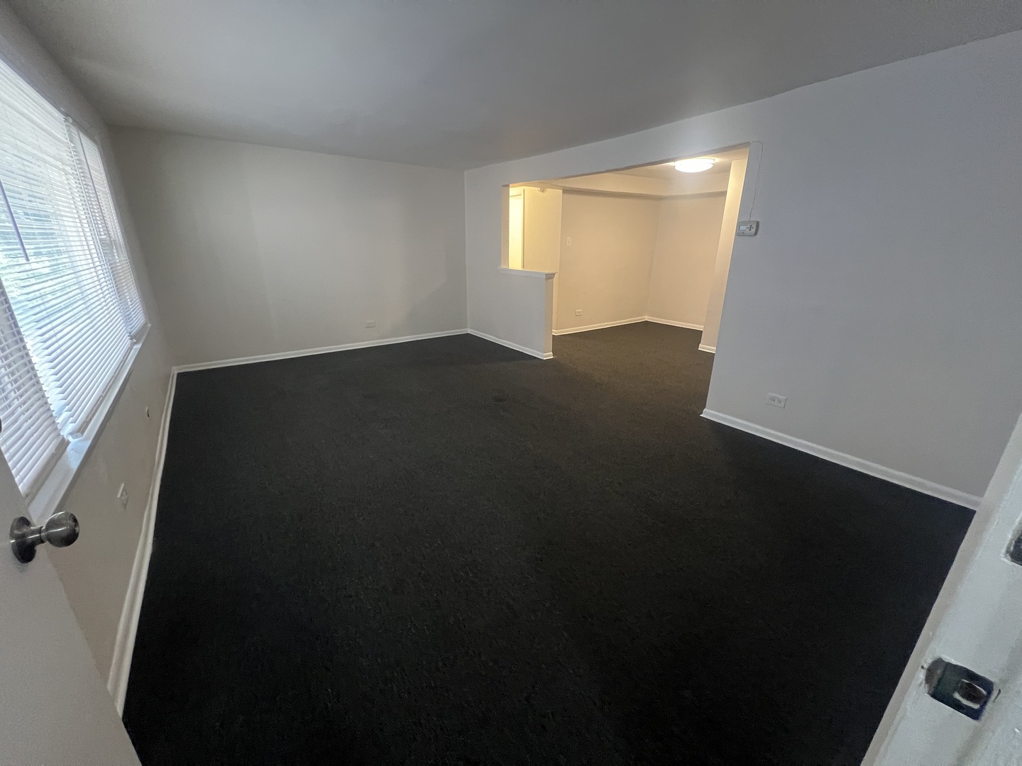 7832 S Cregier Avenue 2e Property Photo 3