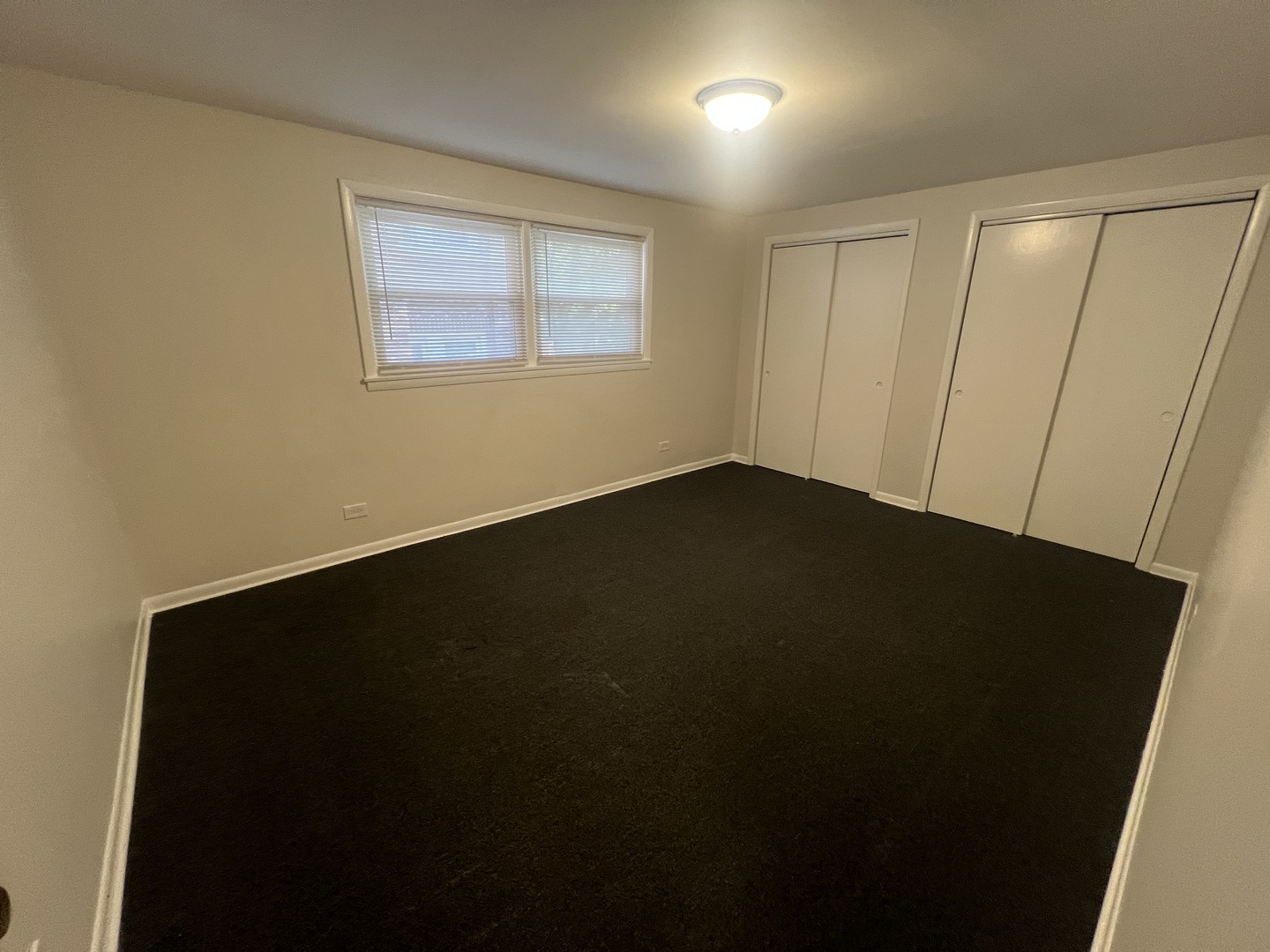 7832 S Cregier Avenue 2e Property Photo 5