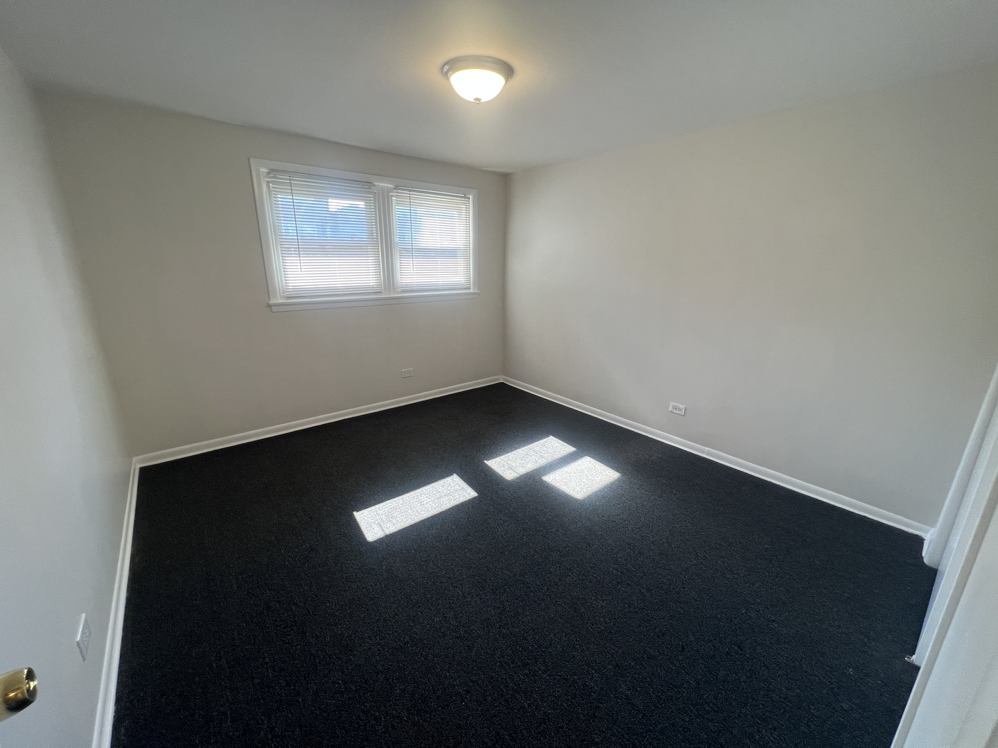 7832 S Cregier Avenue 2e Property Photo 6