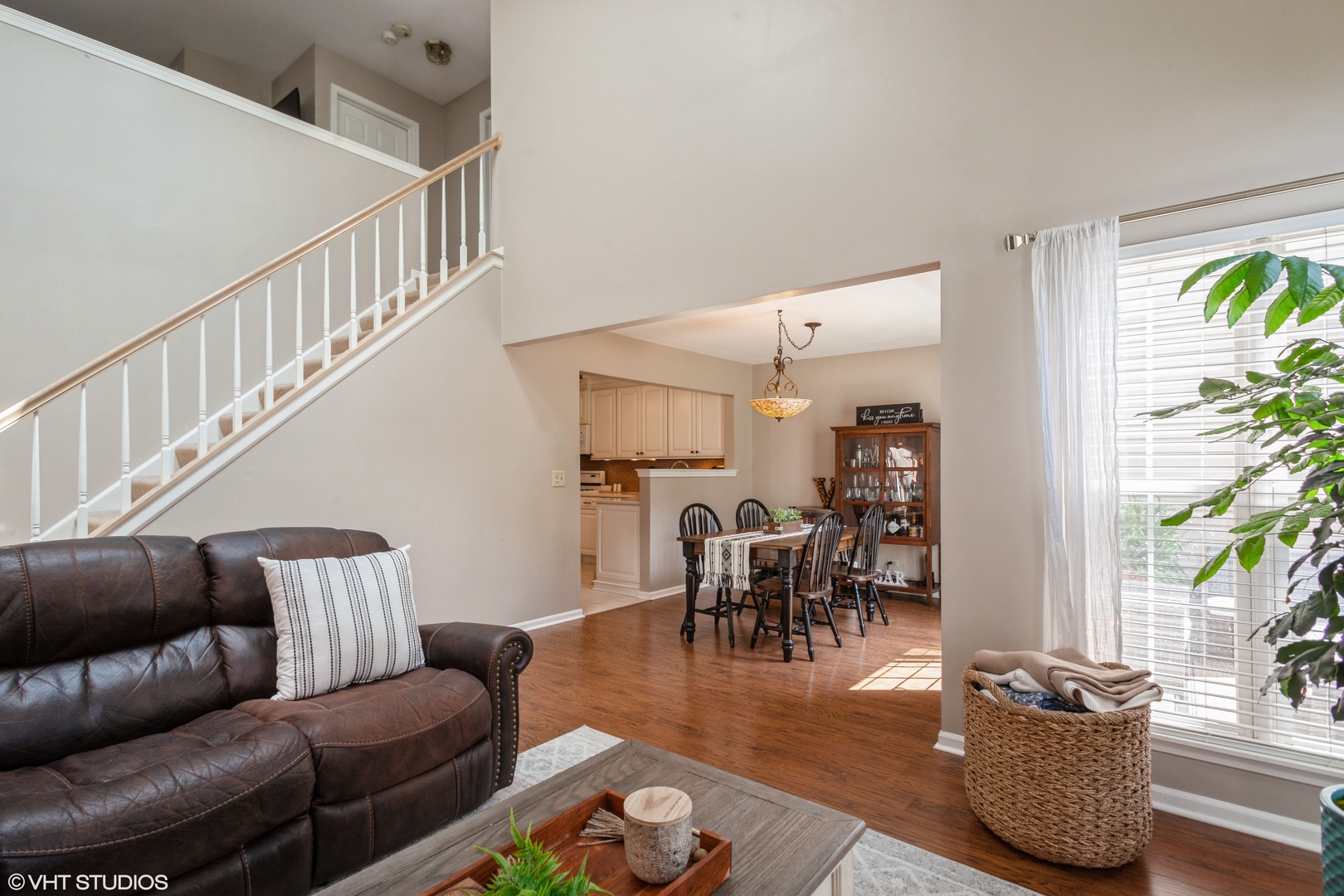 707 Clover Hill Court Property Photo 4
