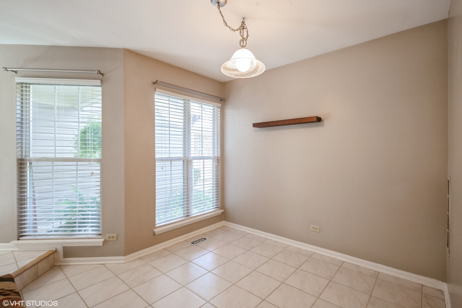 707 Clover Hill Court Property Photo 11
