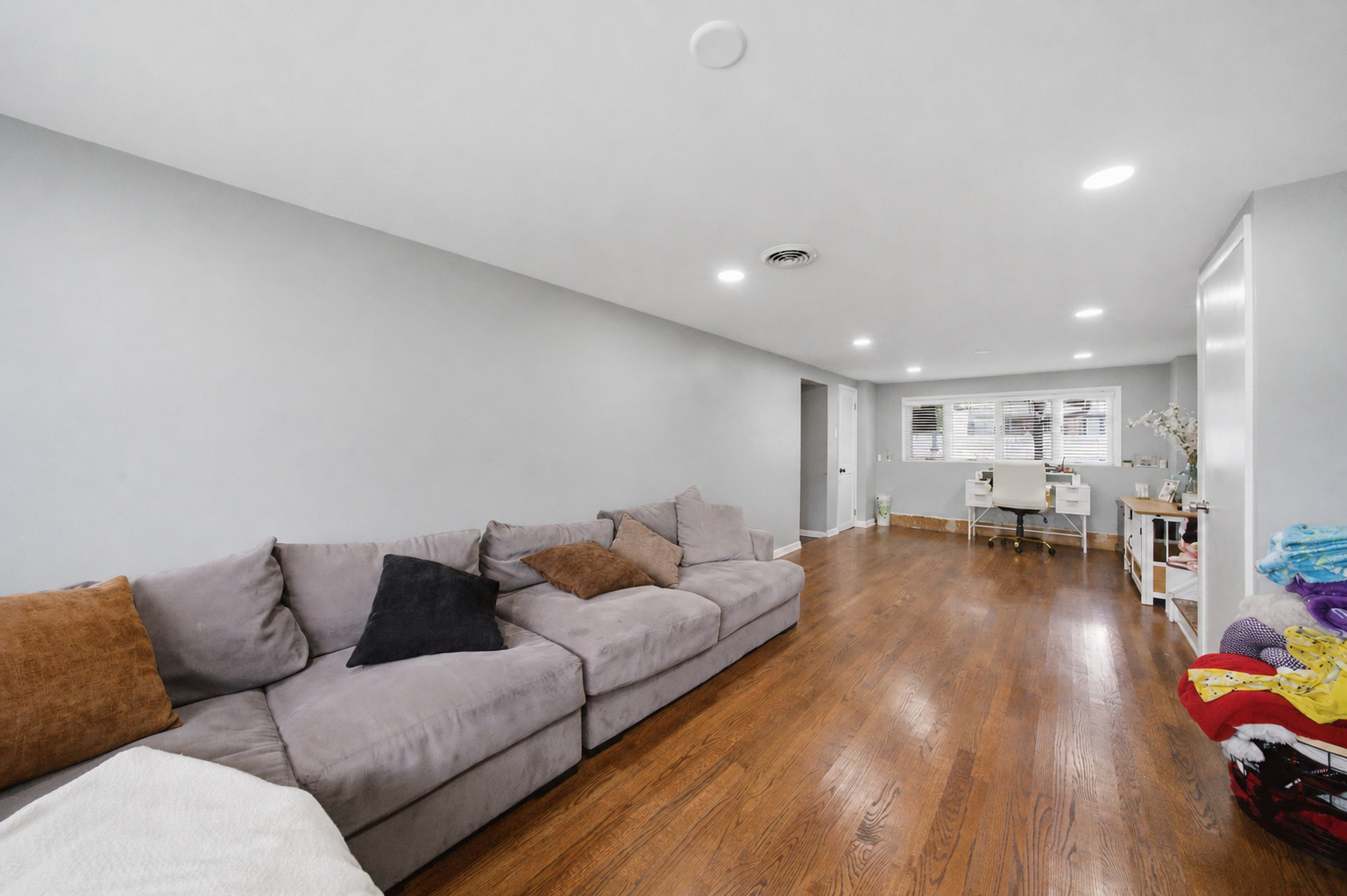 12697943 Property Photo 10