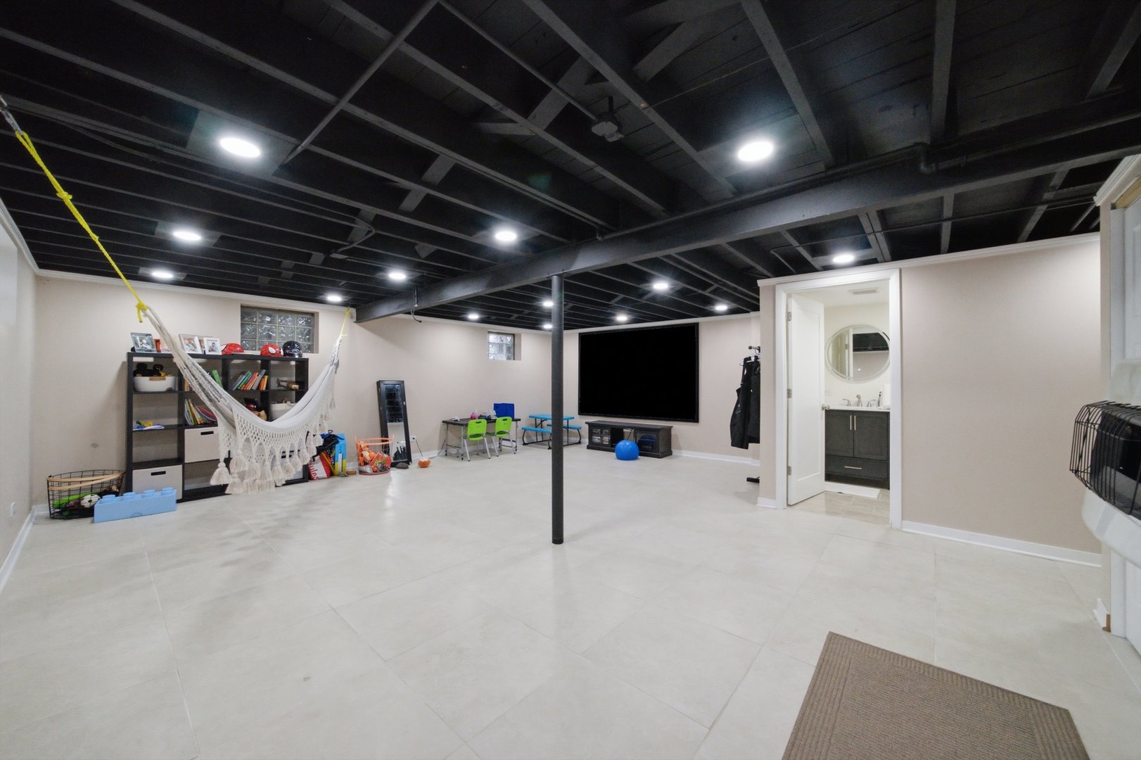 12697943 Property Photo 13