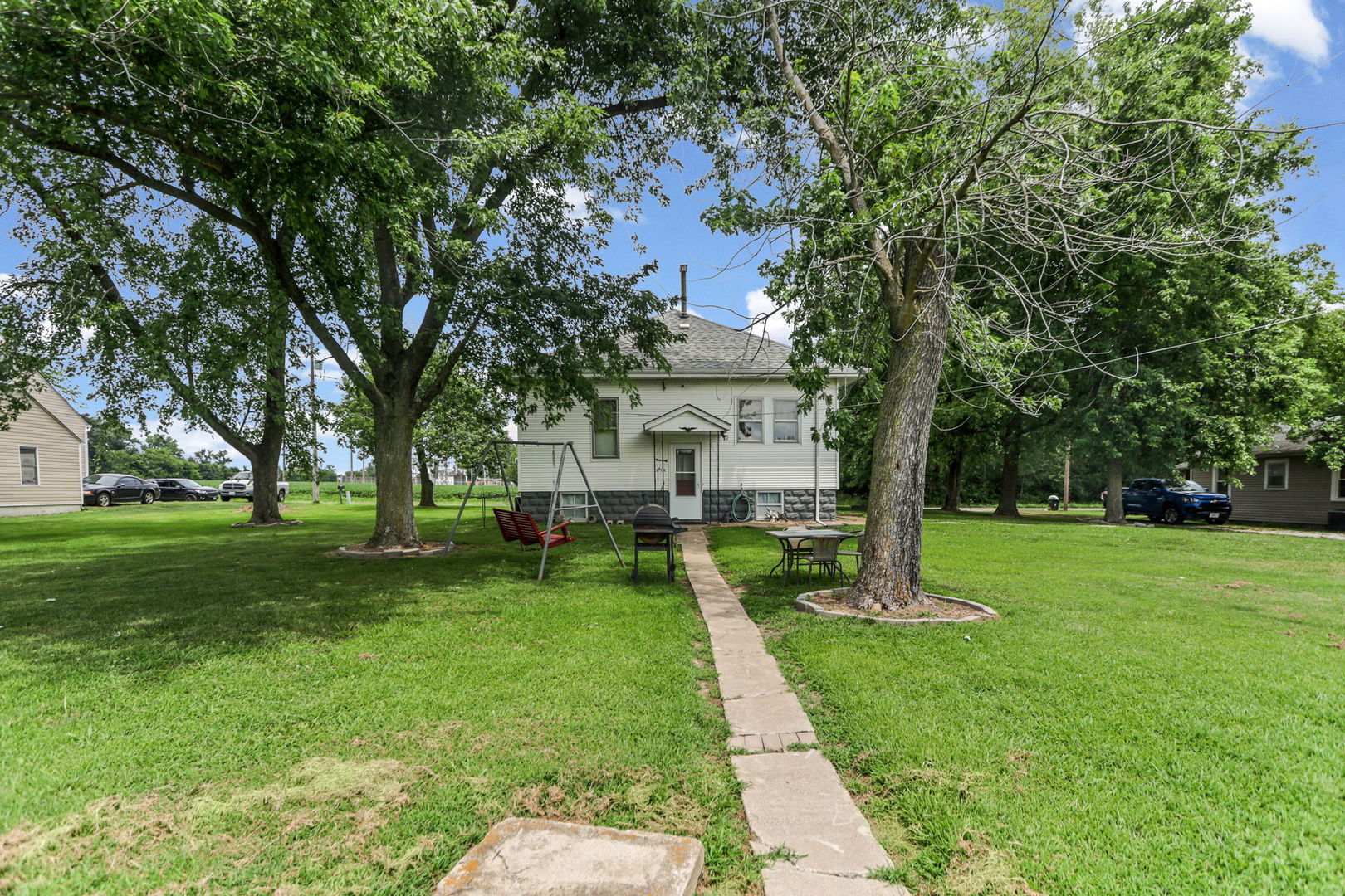 1005 W 7th Street Property Photo 9