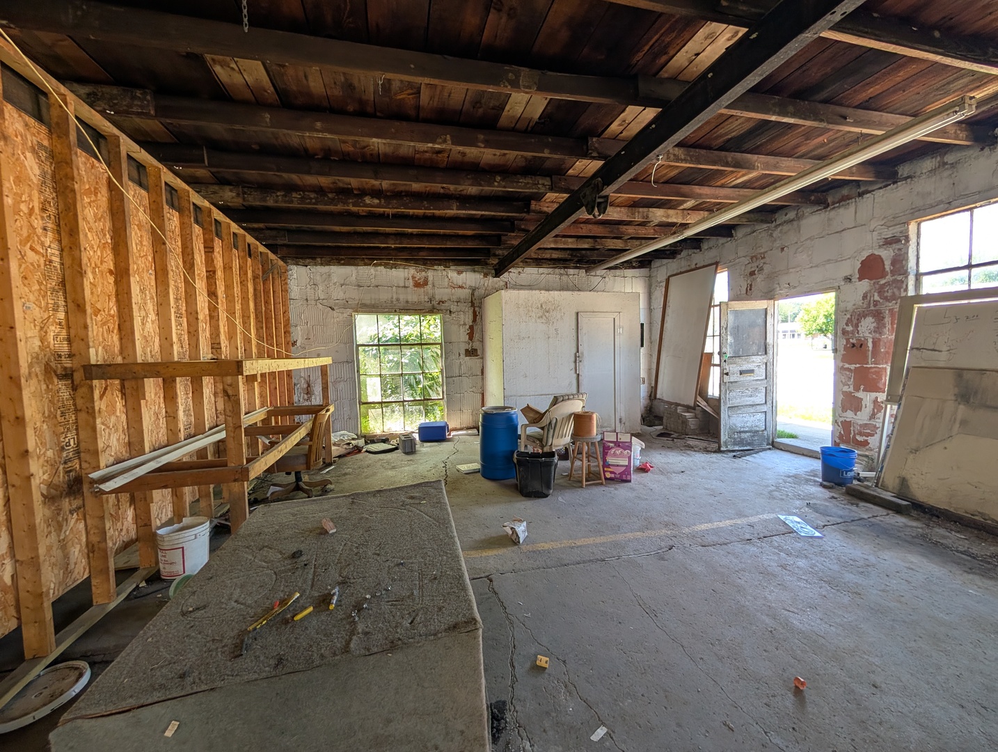 231 Lincoln Street Property Photo 4