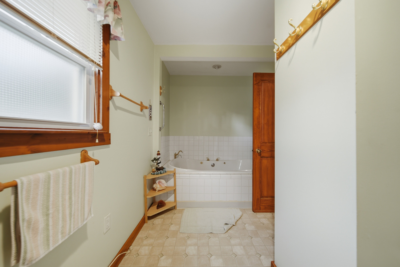 709 S 2nd Street Property Photo 12