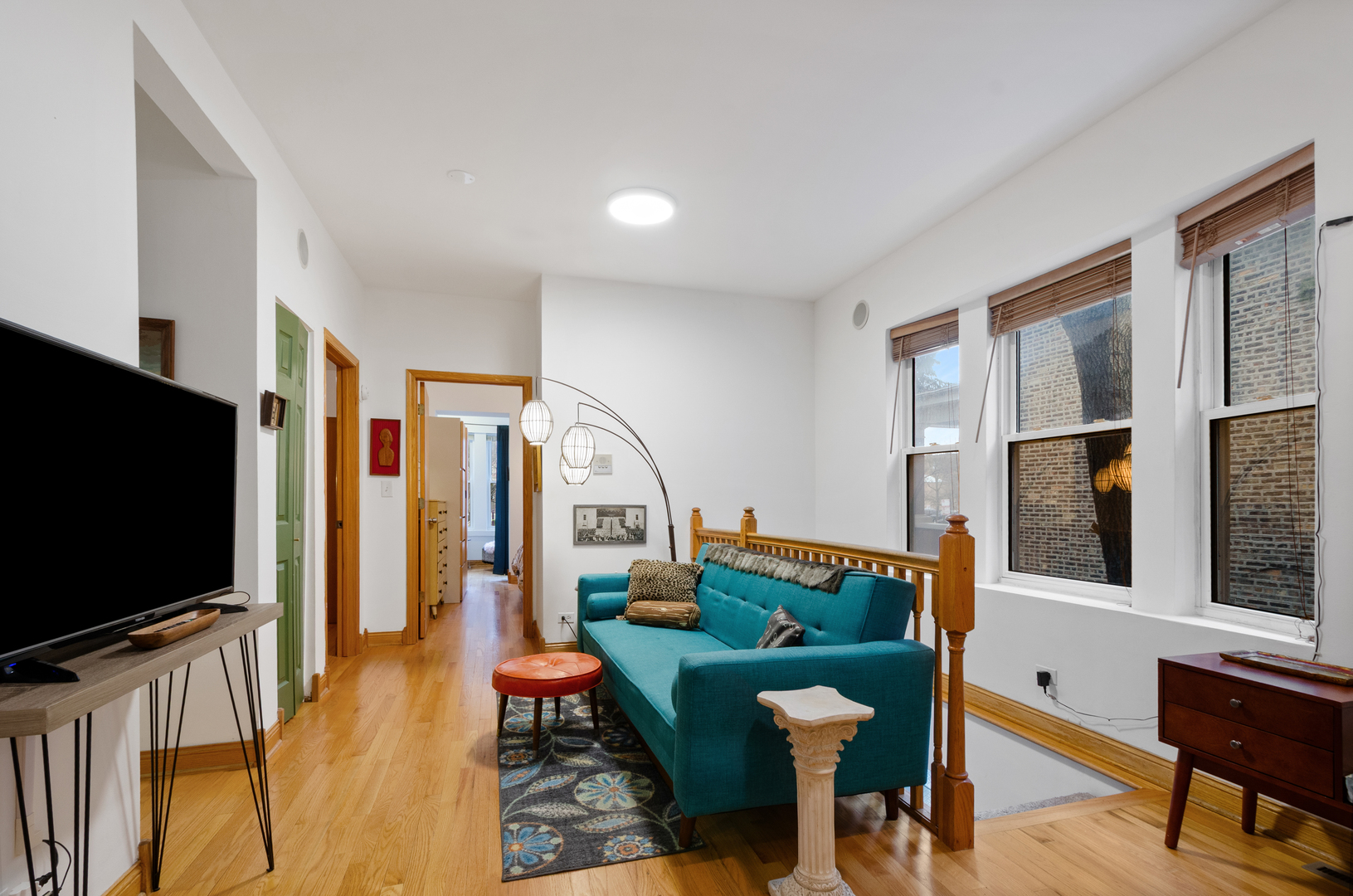 4910 N Spaulding Avenue 1e Property Photo 2