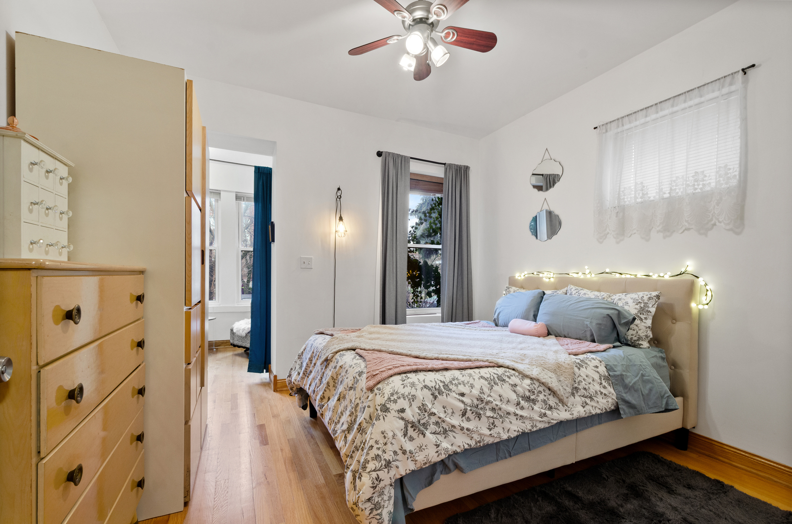 4910 N Spaulding Avenue 1e Property Photo 5