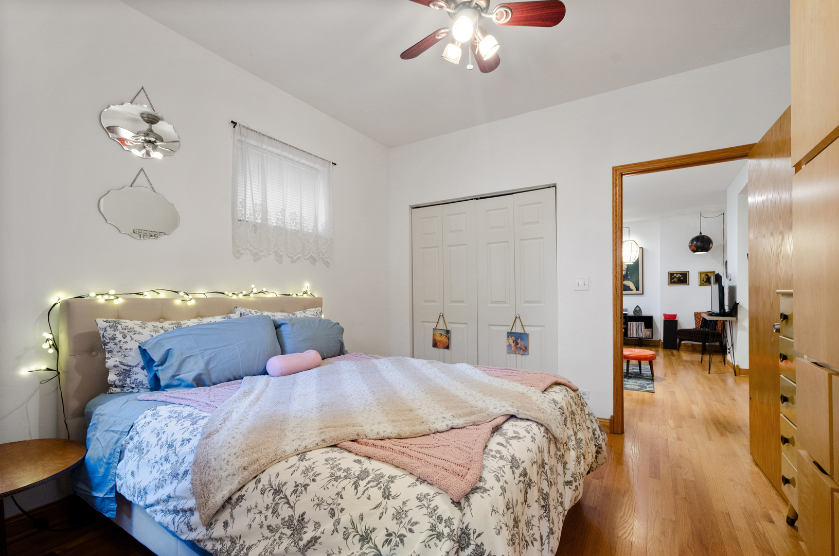 4910 N Spaulding Avenue 1e Property Photo 6