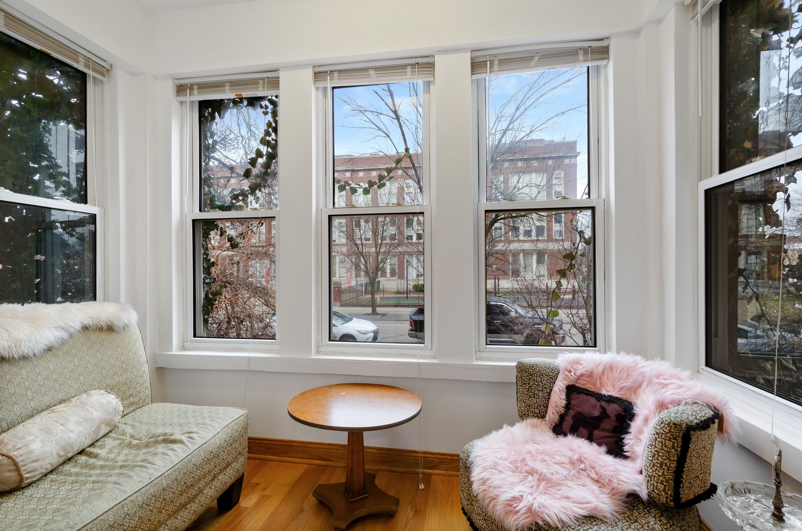4910 N Spaulding Avenue 1e Property Photo 7