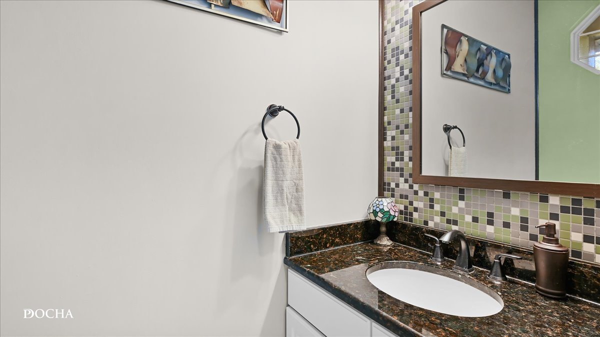 39 S Oakhurst Drive 39 Property Photo 9
