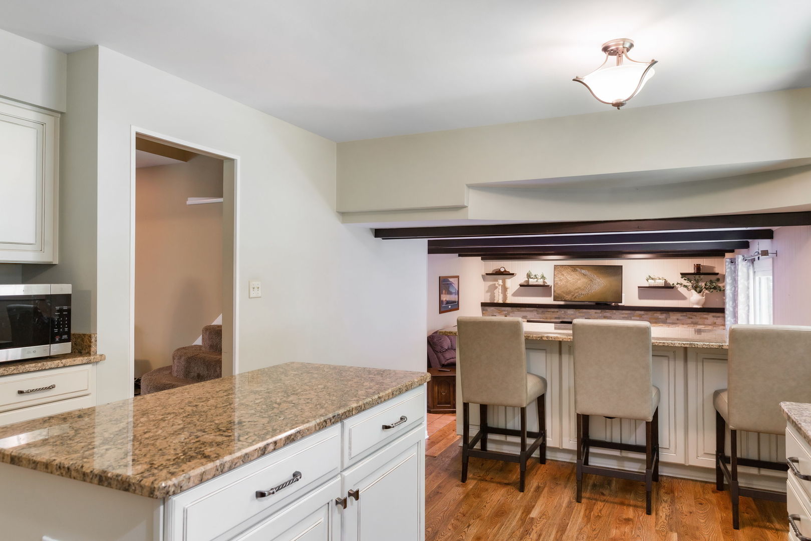 1124 Crane Drive Property Photo 10