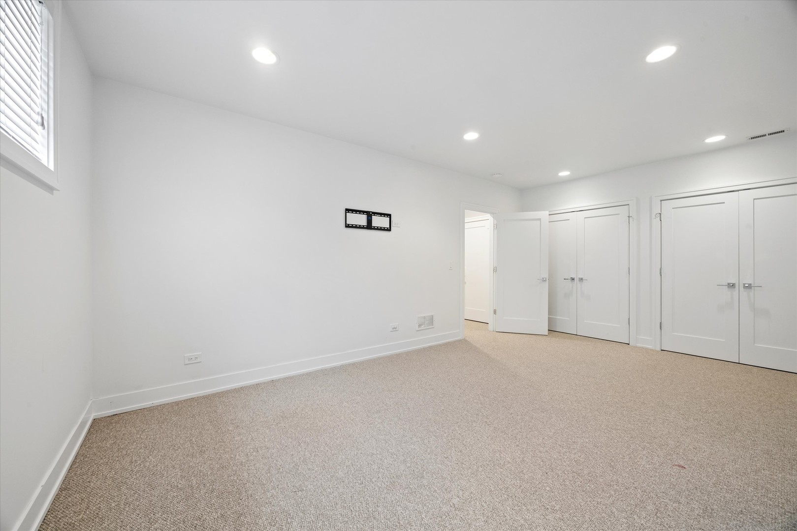 5324 S Neva Avenue Property Photo 29