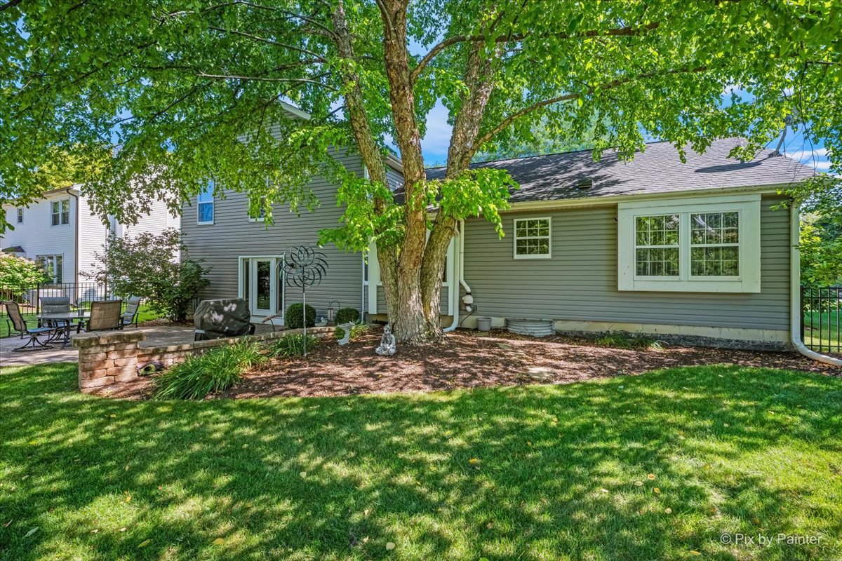 2639 Berkshire Drive Property Photo 4