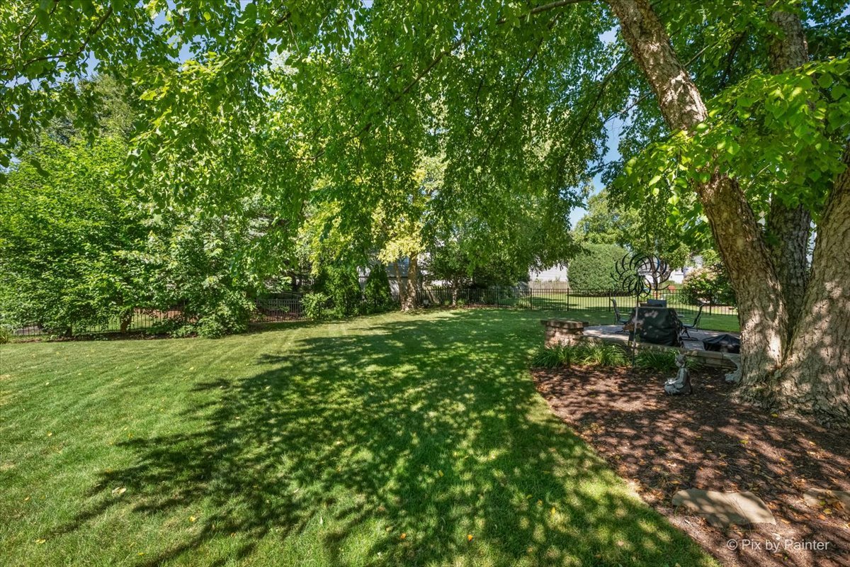 2639 Berkshire Drive Property Photo 5