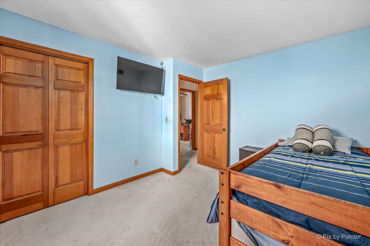 2639 Berkshire Drive Property Photo 24