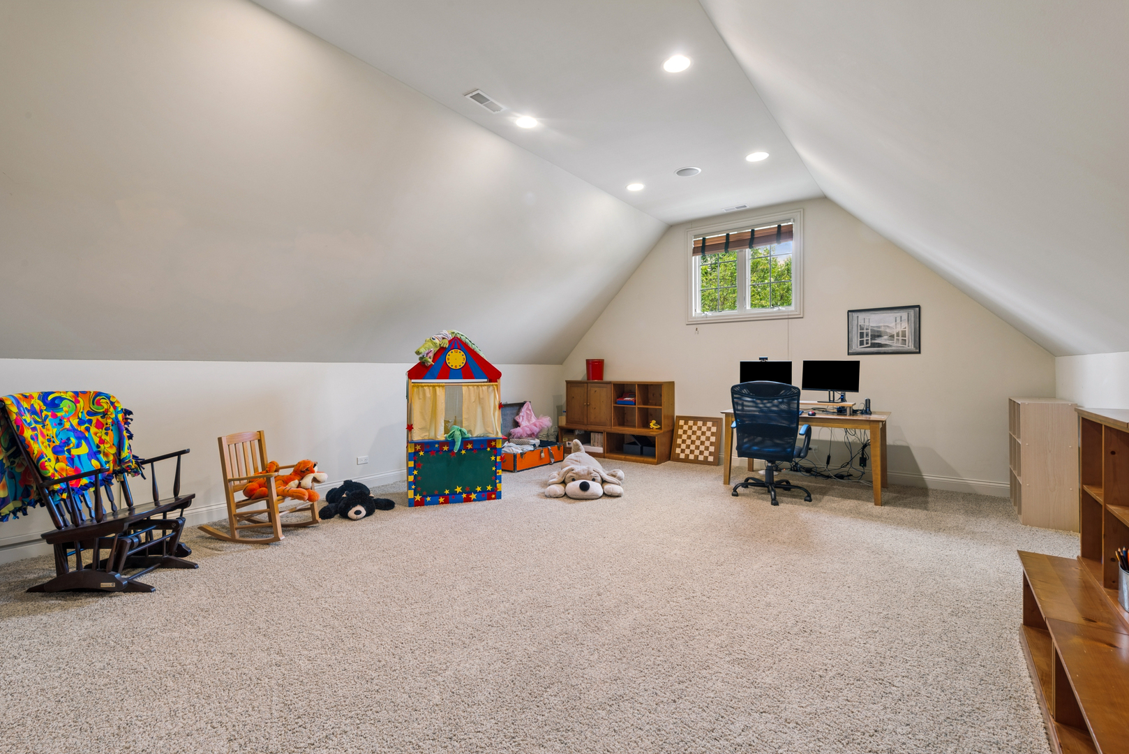 901 Kenton Road Property Photo 28