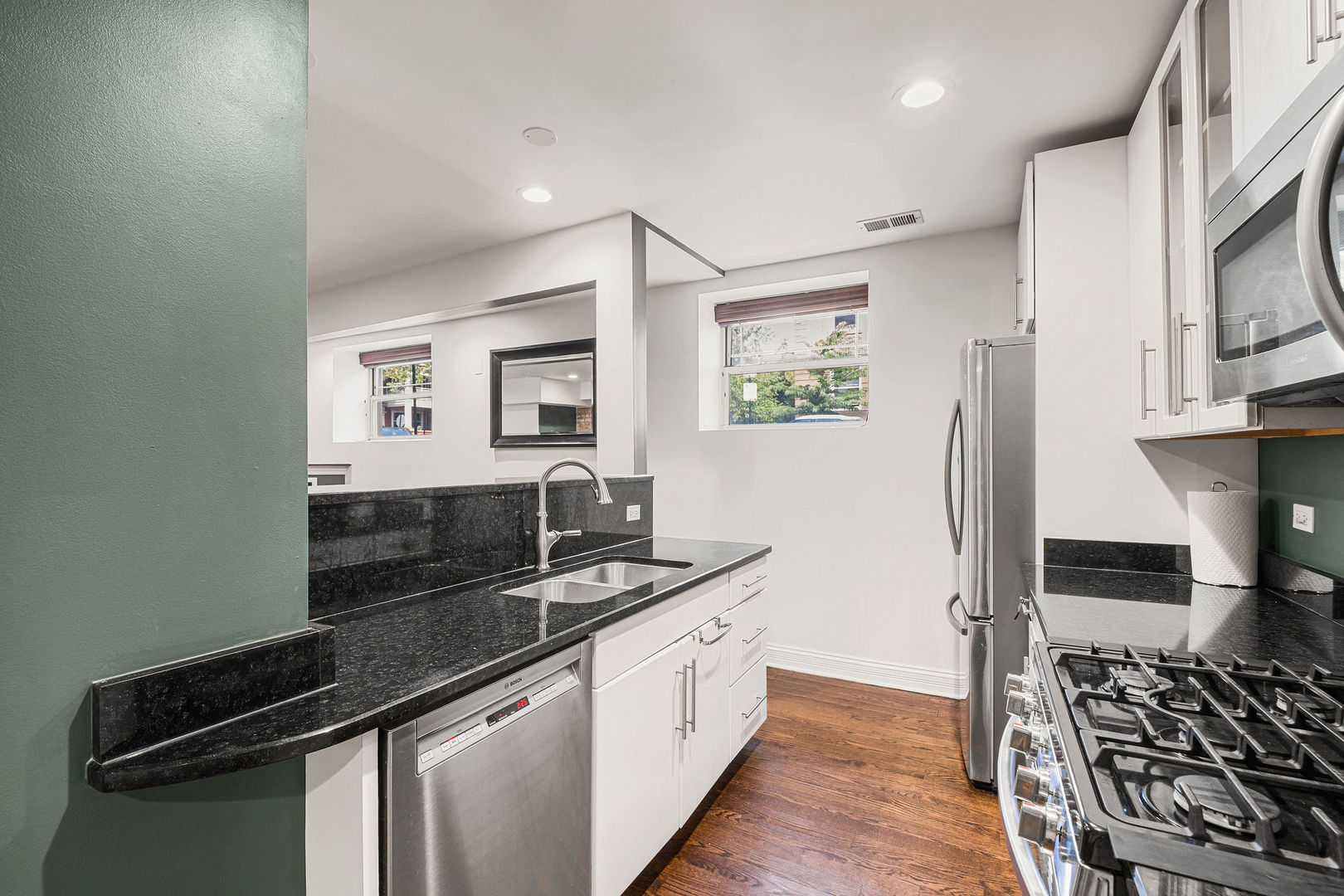 4457 N Magnolia Avenue G Property Photo 10