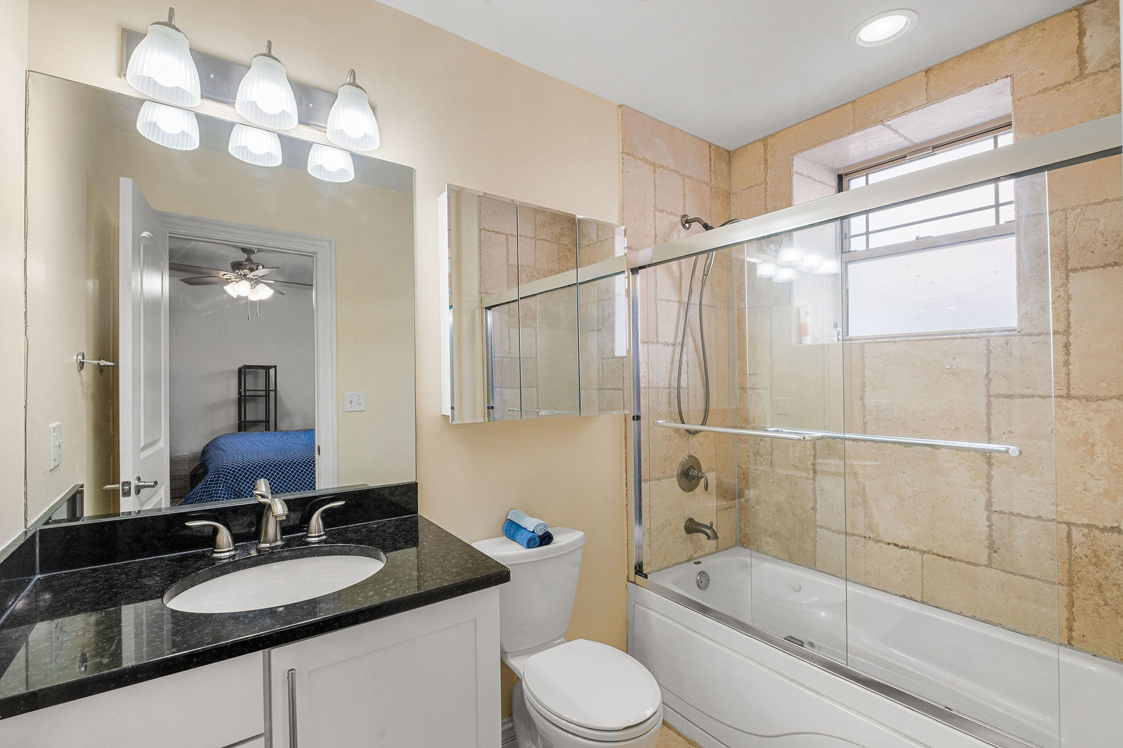4457 N Magnolia Avenue G Property Photo 14