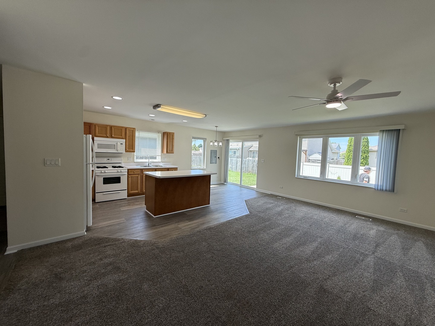 924 Bergera Street Property Photo 3