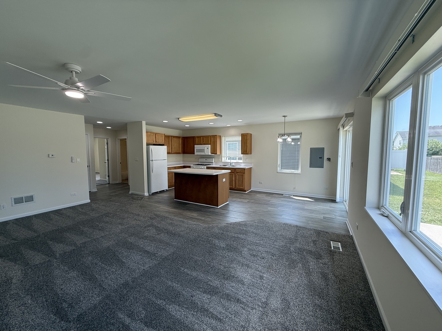 924 Bergera Street Property Photo 4