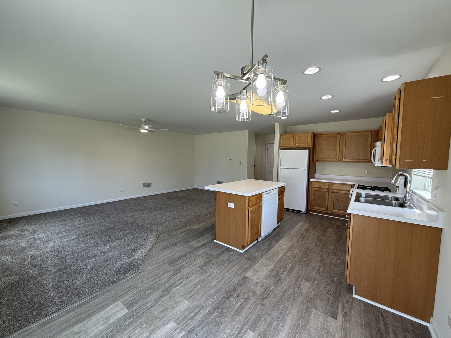 924 Bergera Street Property Photo 7