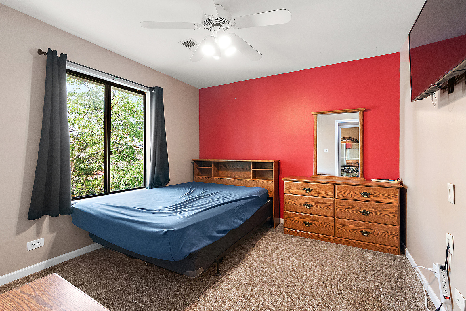 12698145 Property Photo 18