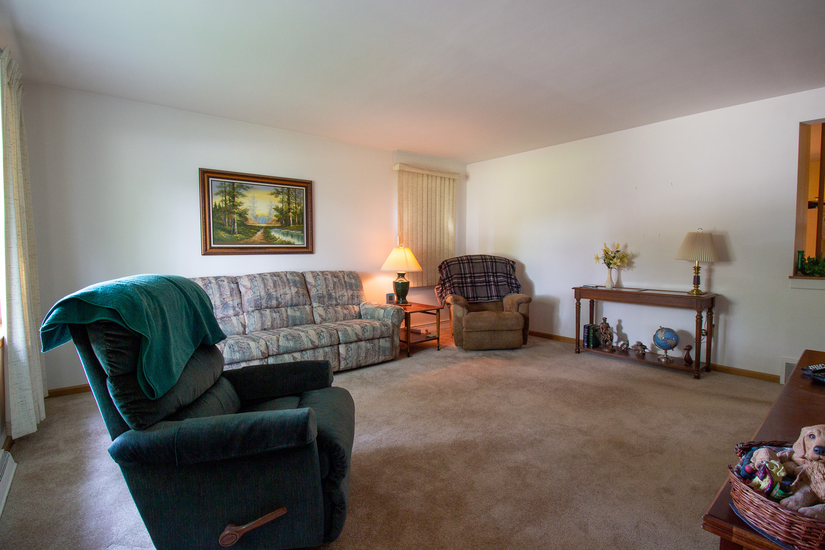 18538 Oak Avenue Property Photo 5