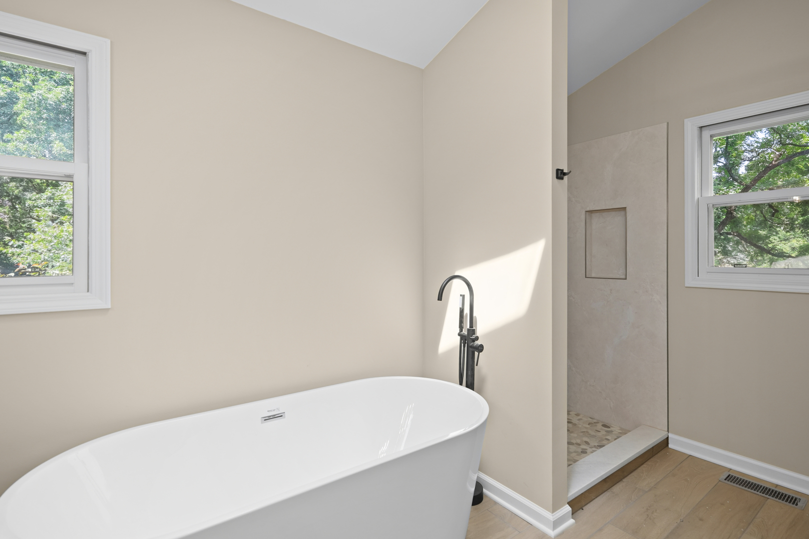 10414 Country Lane Property Photo 13