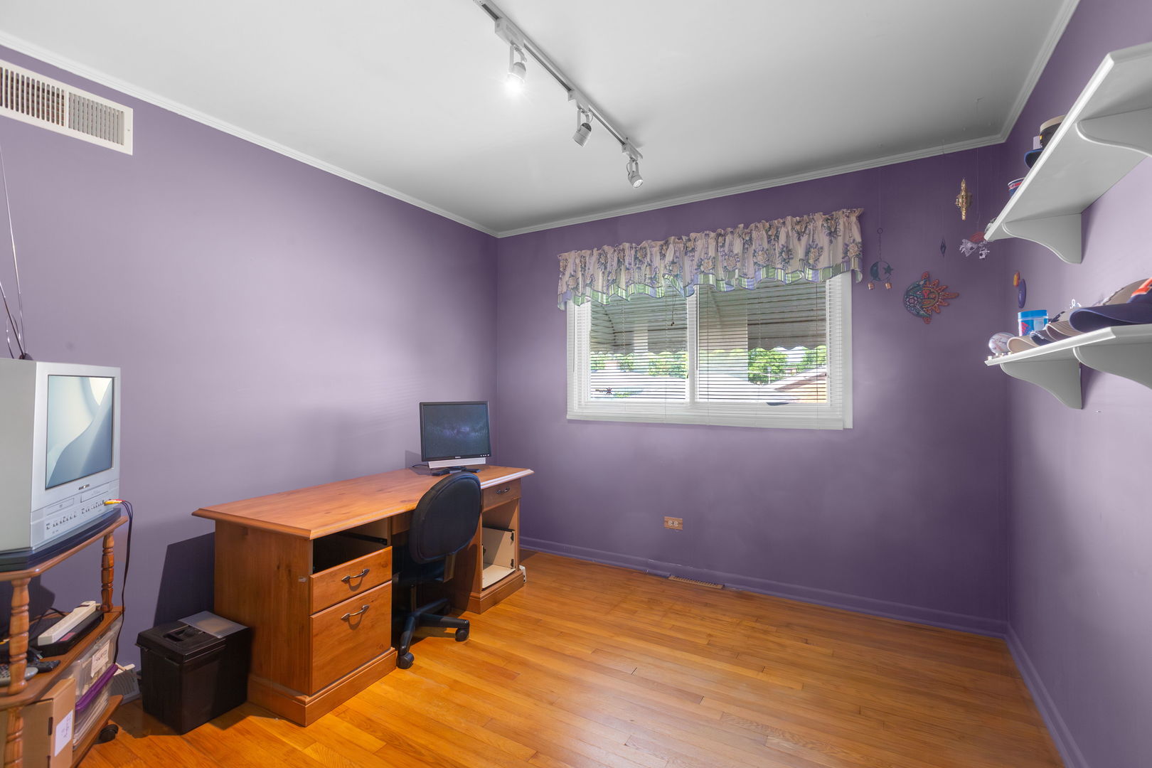 8948 Nashville Avenue Property Photo 10