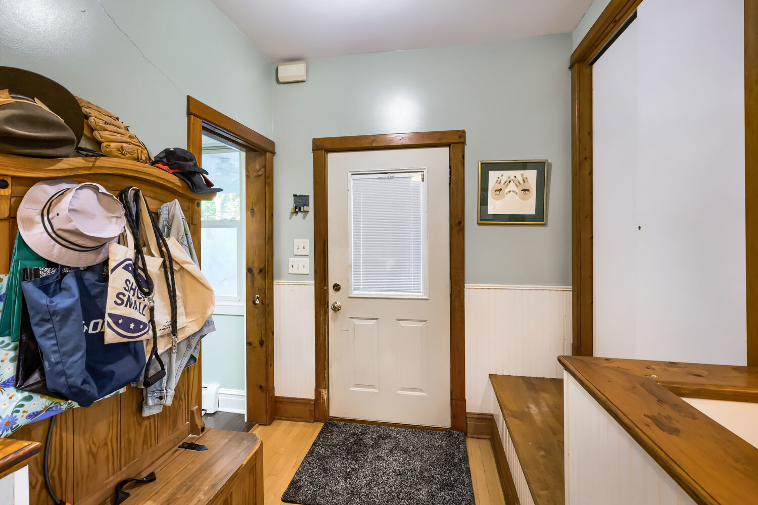 163 S Craig Place Property Photo 4