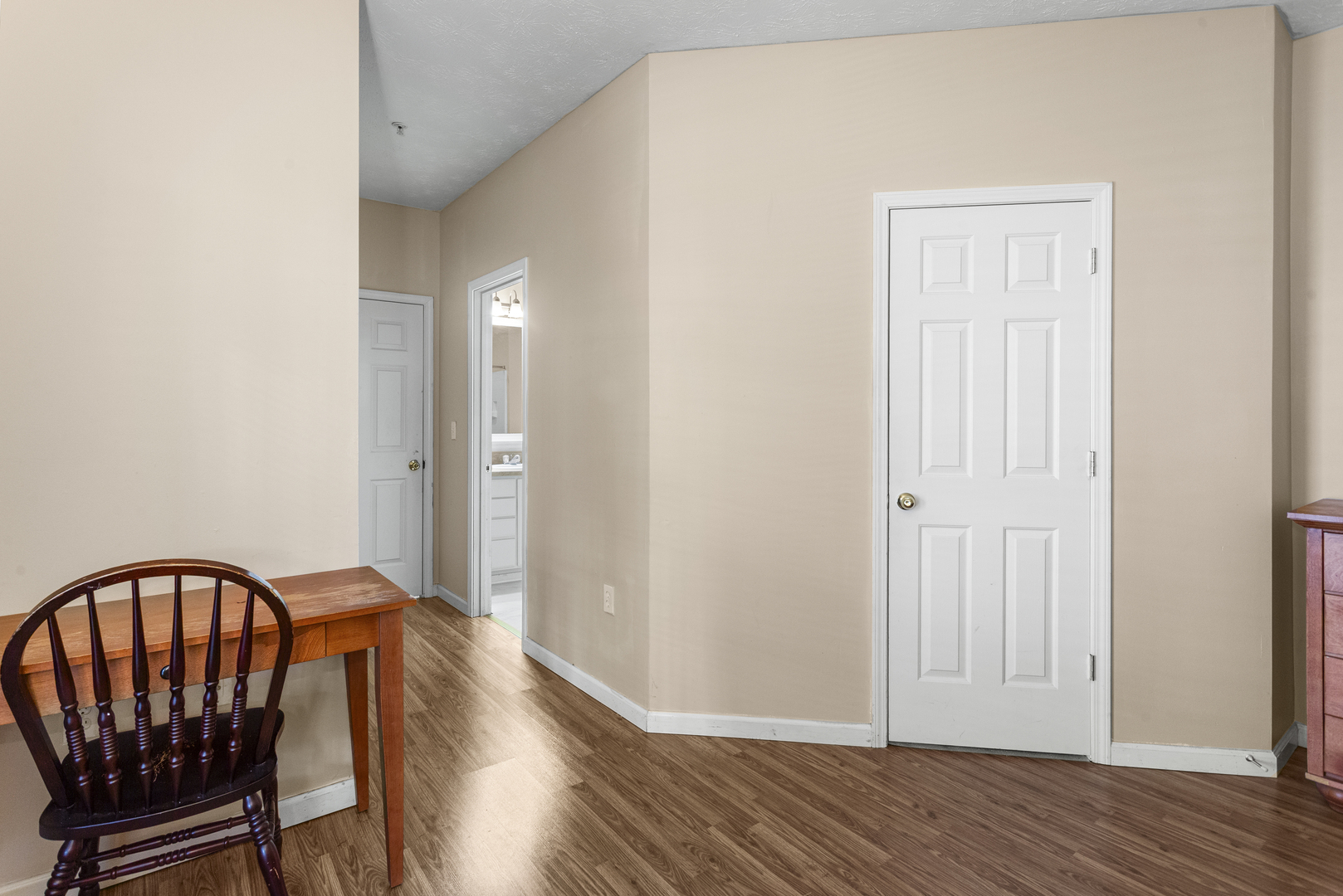 1903 N Lincoln Avenue 222 Property Photo 15