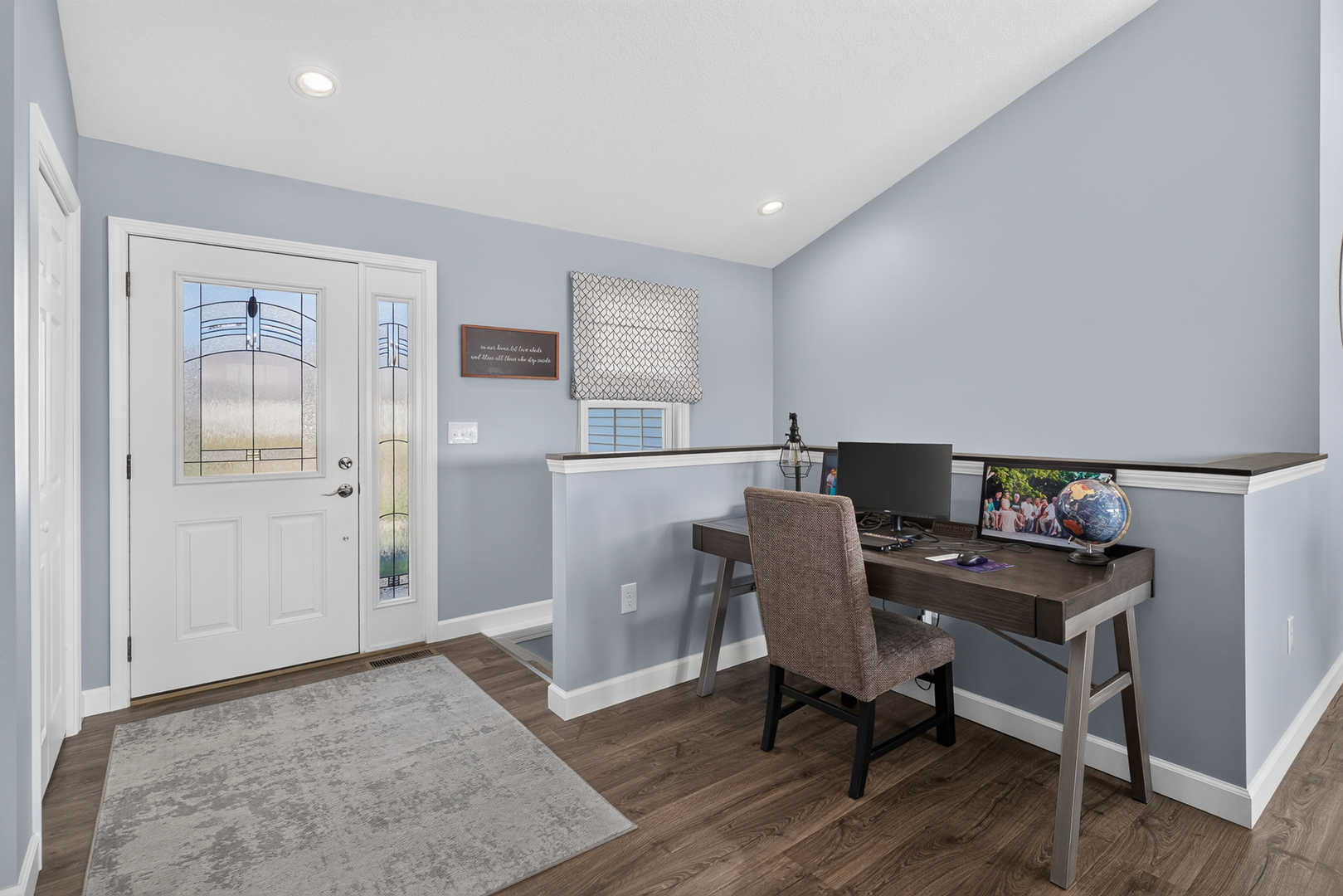 3525 Tower Court Property Photo 12