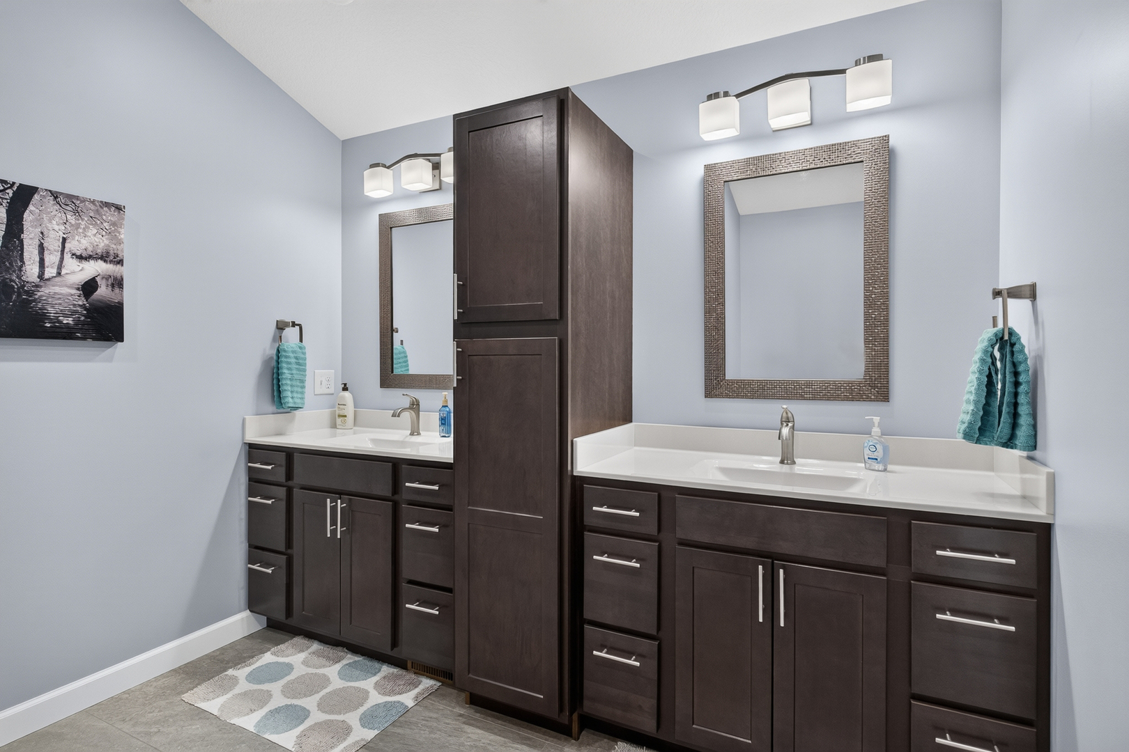 3525 Tower Court Property Photo 17
